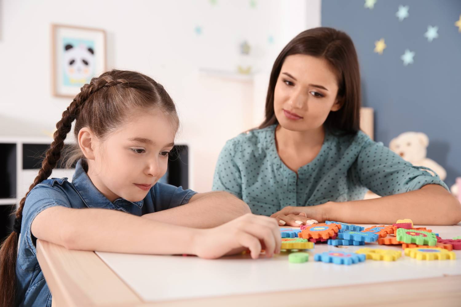 HELPING YOUR CHILD WITH AUTISM AT HOME