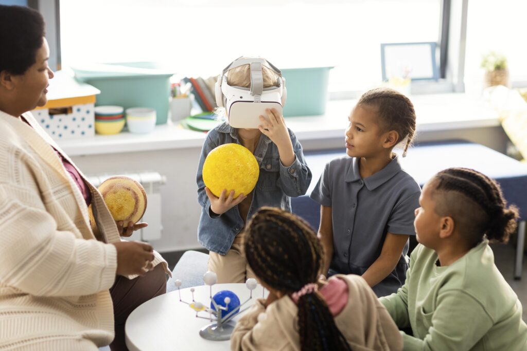 EVIDENCE-BASED SOCIAL SKILLS ACTIVITIES: TEACHING TIPS AND STRATEGIES